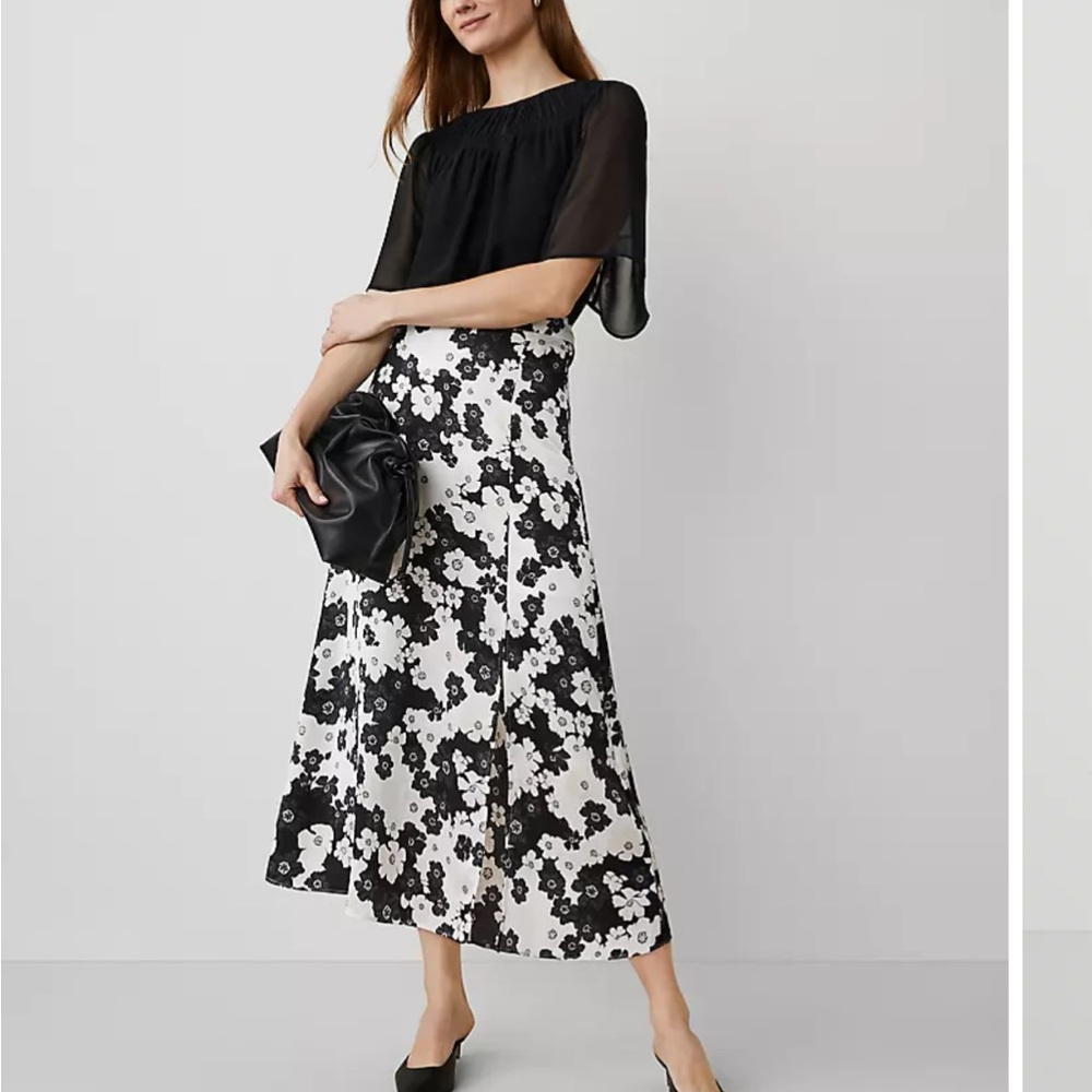 ANN TAYLOR NWT Floral Satin Maxi Skirt